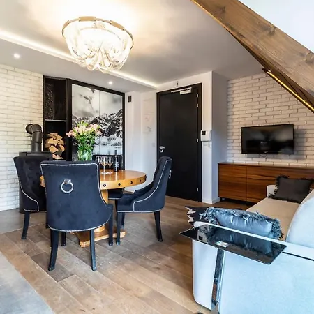 Apartment Udanypobyt Czarny Staw