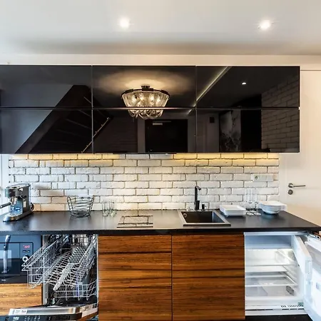 Udanypobyt Czarny Staw Apartment