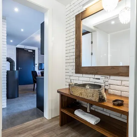 Udanypobyt Czarny Staw Apartment