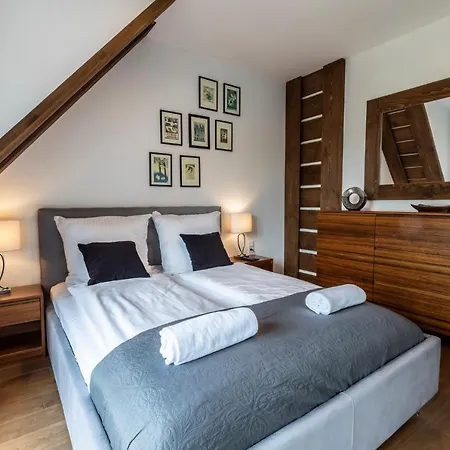Udanypobyt Czarny Staw Apartment